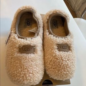 Ugg house slippers